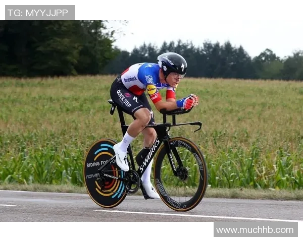 赛后复盘:杭州羽毛球队与重庆羽毛球队的战术意识与团队协作分析 赛后复盘:杭州羽毛球队与重庆羽毛球队的战术意识与团队协作分析