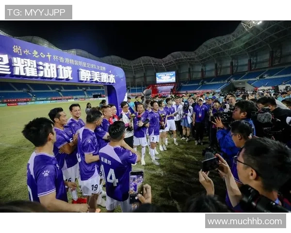 足球明星庆典盛典精彩瞬间回顾与动感瞬间的完美定格