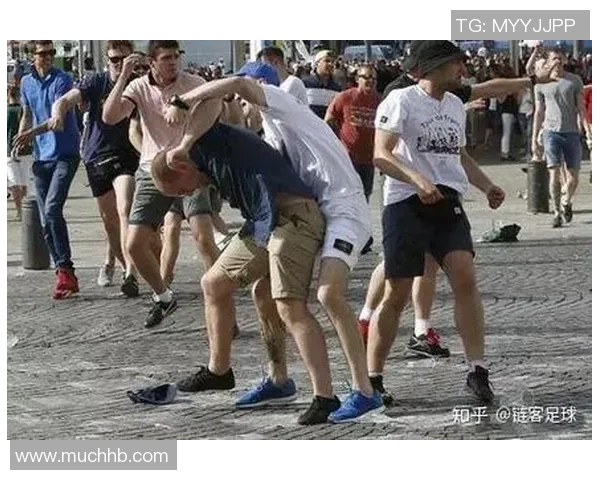 足球明星私密生活曝光引发热议裸体视频背后的故事与争议 足球明星私密生活曝光引发热议裸体视频背后的故事与争议