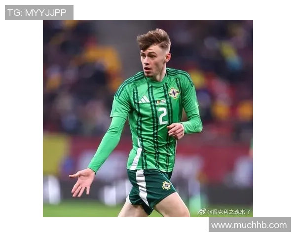 足球明星豪华版揭秘:他们的奢华生活与球场背后的故事 足球明星豪华版揭秘:他们的奢华生活与球场背后的故事