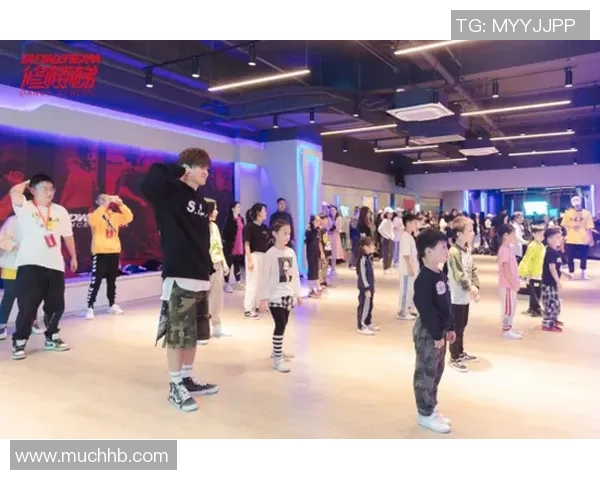 街舞巨献：探秘杭州街舞队的配合_1